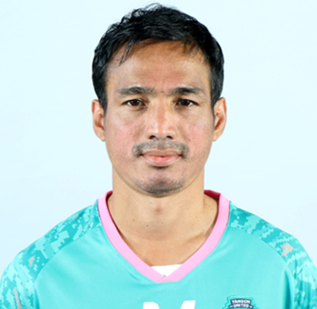 https://img.ksdyuan.com/img/football/player/35b6455f7c3c2bc35cc95ee8087241b9.jpg